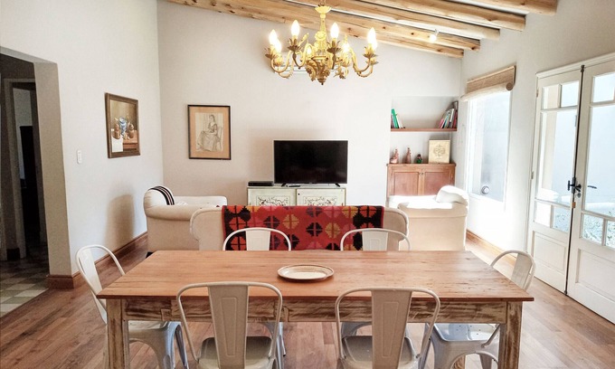 Chacras de Coria House | Lindísima Casa en La Puntilla con pileta
