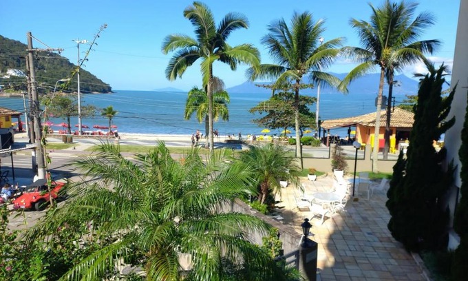 Martim de Sa Apartment | Lindo apartamento com vista para o mar em Caraguá!