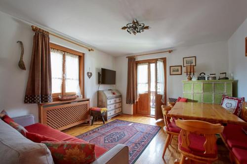 Cortina d'Ampezzo Apartment | Lioda Peak Family Friendly