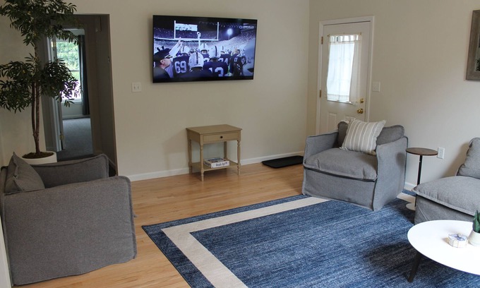 State College House | Lion’s Landing - PSU getaway! Everything needed for a fun, hassle-free stay!