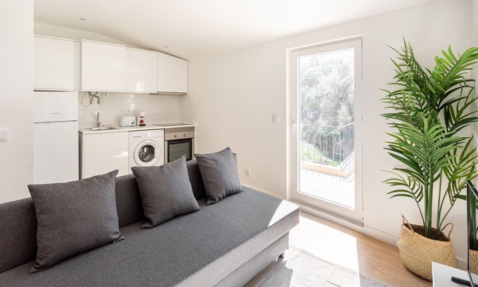 Bairro da Serafina Apartment | Lisbon Charming Flat near Park, Easy Access to the Centre