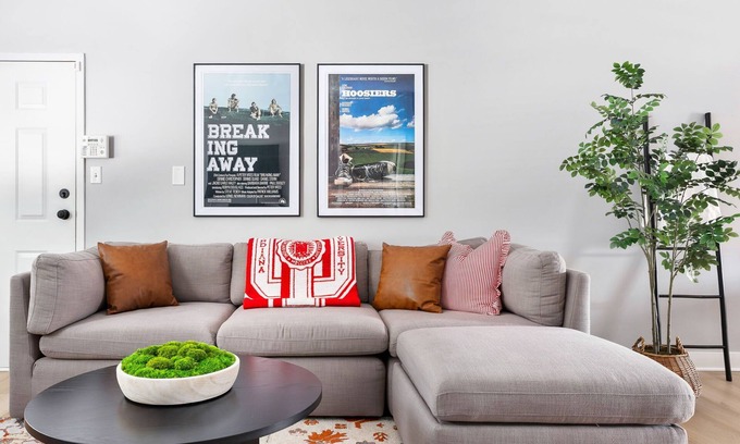 Bloomington Apartment | Little 5 Condo: King Beds | Ping-Pong | Garage