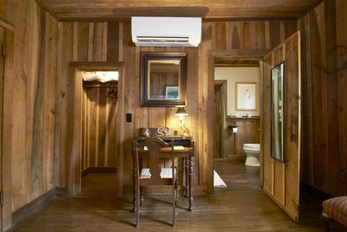 Topton House | Little Bear