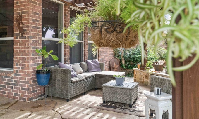Little Elm House | Little Elm Paradise Home with Cinema, Hot Tub and Games.