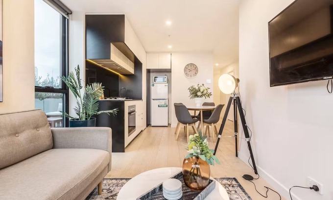 Southbank Apartment | Little French Apartment With Wrap-Around Balcony