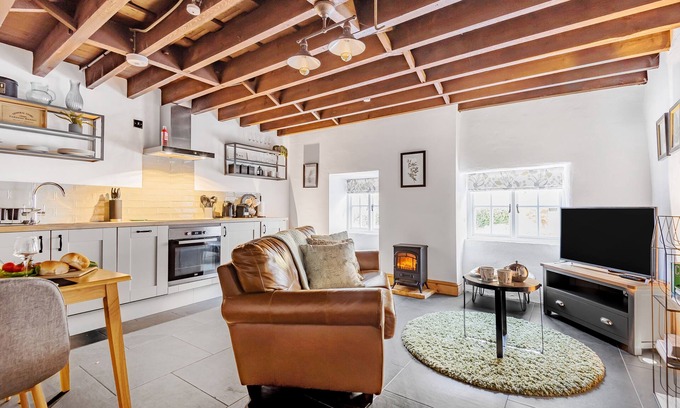 Milton Abbas Cottage | Little Maltings - that sleeps 2 guests in 1 bedroom