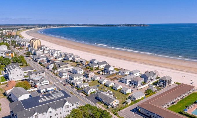 Old Orchard Beach Apartment | Little Miss Cottages - One Bedroom Cottage - 5