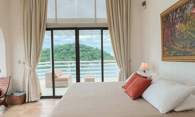 Taboga Apartment | Live an Adventure in Taboga 2