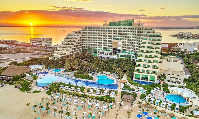 La Isla Resort | Live Aqua Cancun - Adults Only - All-Inclusive