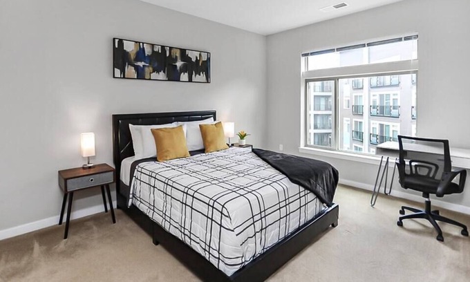 Fairfax Apartment | Live in the Heart of Fairfax - Free parking