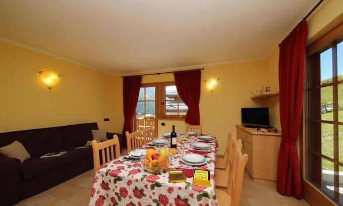 Sant'Anna Apartment | Livigno Apartment Sleeps 7