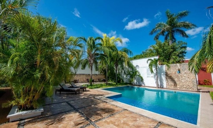 Centro Hotel | Local Charm in Mérida: King Room Stay w/Pool, Relaxing Courtyard & Local Vibes