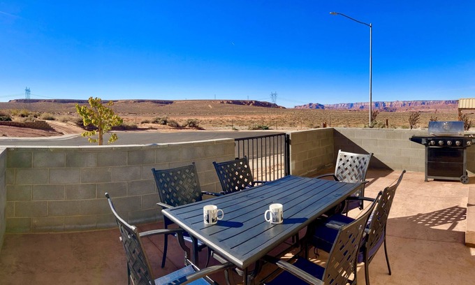 Page House | 🏜️Local VIEW~🐶Pet Friendly-🚤BOAT Parking~Close to AntelopeCanyon~HorseshoeBnd