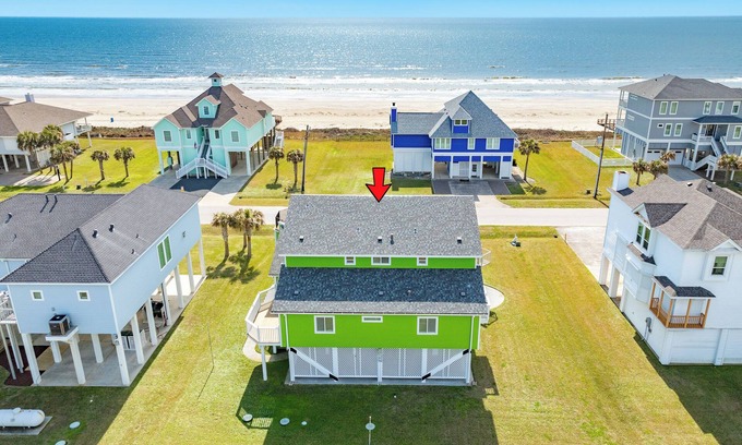 Indian Beach House | 💎Locally Managed Twist of Lime w/Ocean Views, Just Steps from Sand💎