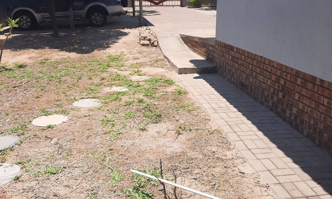 Phalaborwa Villa | Located In Lulekani, phalaborwa