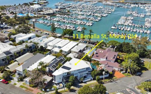 Manly Apartment | Location, location, location - very large apartment
