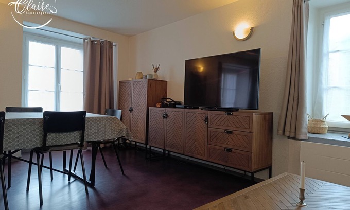 Besse-en-Chandesse Apartment | Locbesse - Authentic apartment in the heart of Besse - Perfect for 4 people