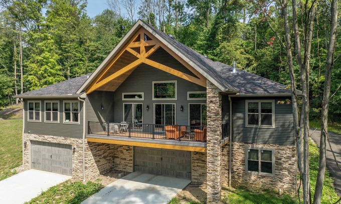 Dover Cabin | Lodge at Hilton's Hideaway