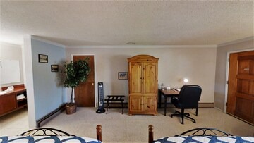 Eagle Nest Apartment | Lodge Studio 50 in Eagle Nest