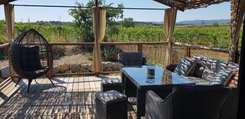 Saint-Genies-de-Fontedit Cabin | Lodges dans les vignes Domaine Terre des Mages
