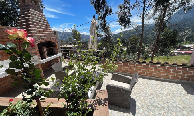 Independencia House | Lodging "YURAQ WASI" - Huaraz