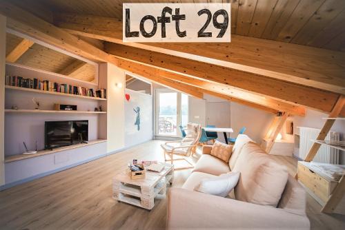 Bussoleno Apartment | Loft 29 mansardato con ampio terrazzo