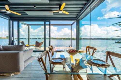 Kozin Villa | Loft na wodzie - Bogaczewo