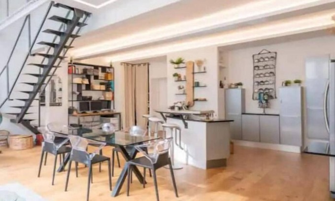 Combat Apartment | Loft Spacieux 4 Minutes du Métro Buttes Chaumont