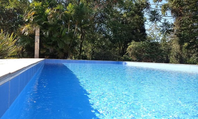 Mairinque Cabin | Loft Vidro Garden em Condomínio Rota do Vinho São Roque