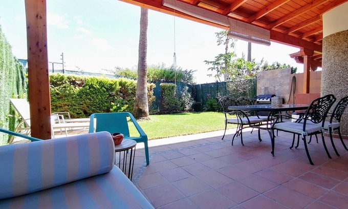 Maspalomas House | Loft with garden + wifi