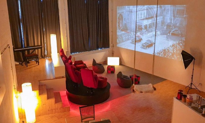 Triesenberg Apartment | Loft with Home Cinema