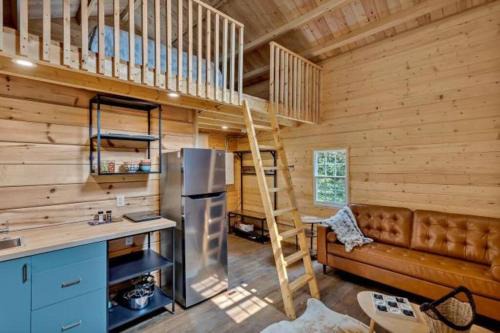Fenelon Falls House | Lofted Kabin - Pavo