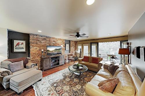 Downtown Asheville Apartment | Lofts on Lexington
