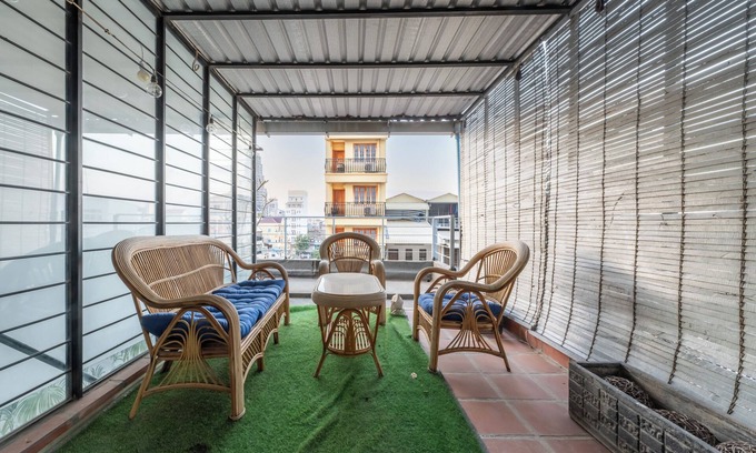 Daun Penh Apartment | Lofty Comfort Stay-Relax by Soben Home
