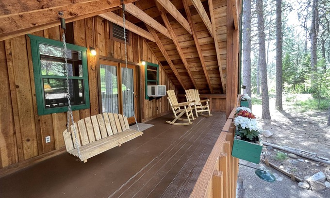 Garden Valley Cabin | Log Cabin Retreat w/game room