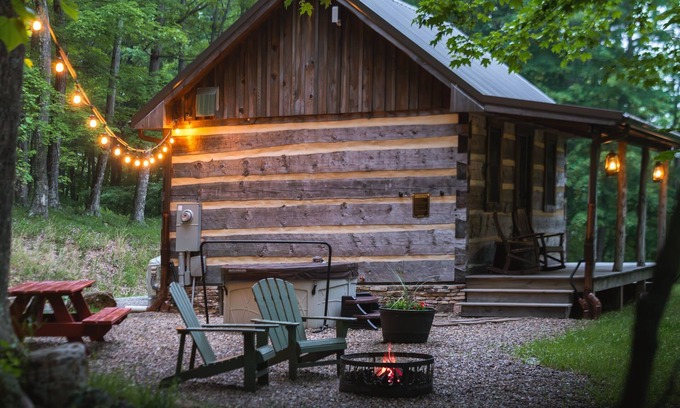 Allegheny Mountains Cabin | Log Cabin w HotTub near Seneca Rocks & Spruce Knob