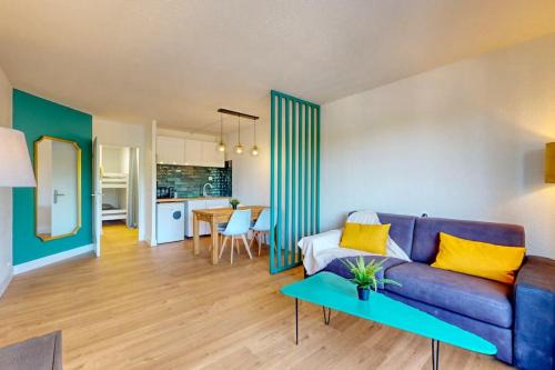 Carnon-Plage Apartment | Logement climatisé balcon plage parc-expo Arena