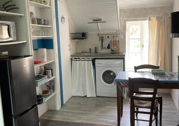 Varennes-les-Narcy House | Logis côté Cour