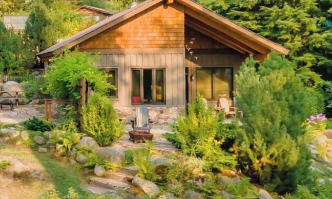 New Denver House | Loki's Cabin at Big Bay Stays