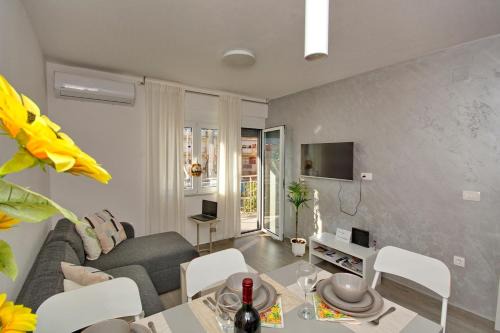 Kotor Apartment | Lola - New, best located, elegant & super tidy