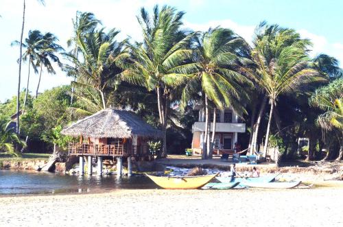Tangalle Bed & Breakfast | Lonely Beach Resort Tangalle