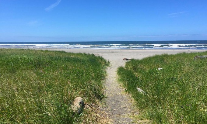 Seaview Resort | Long beach Camping Resort Yurt 8