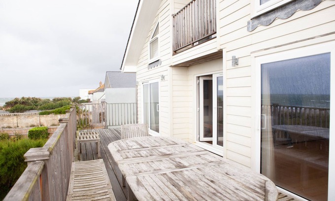 Wittering House | Long Island-Bracklesham Bay