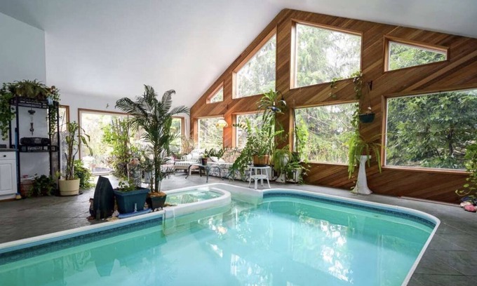 Maple Ridge House | Looking for the perfect escape from the city?