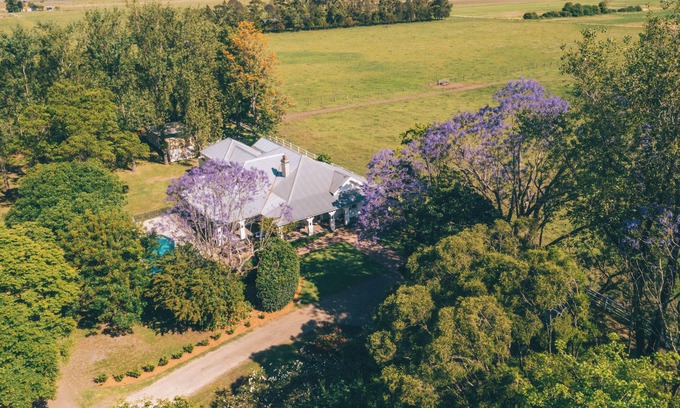 Lorn House | Lorn Rose Farm - 10 Acre Flower Farm with Swimming Pool + Firepit