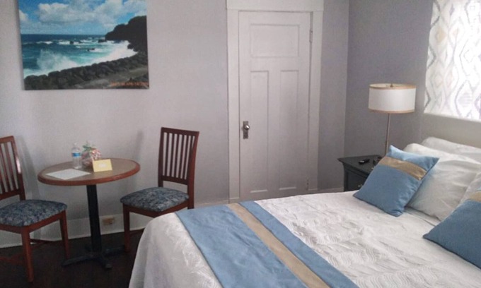 McDonough Bed & Breakfast | Lorraine Suite - 1 br 1 bath - Ferry to French Quarter