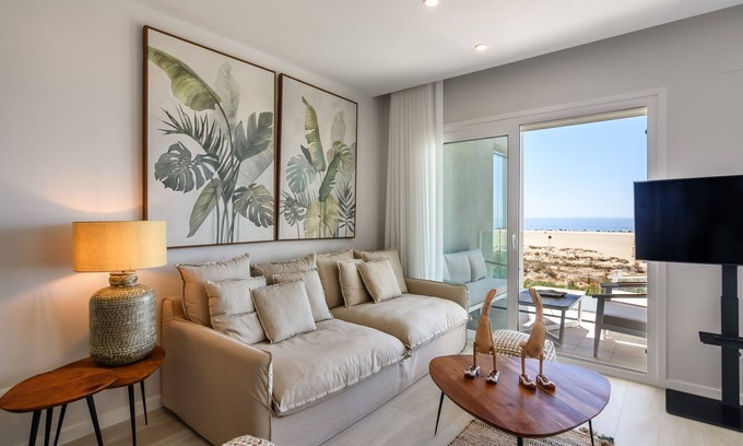 Ayamonte Apartment | Los Camaleones - Playa de los Haraganes HLHC1203P17