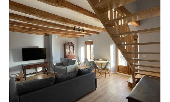 Sepulveda Apartment | Los Templarios 2