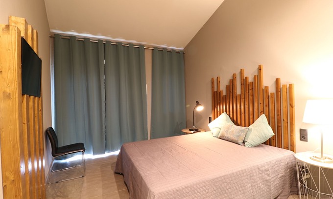 Patroves Hotel | Lost & Found - Guesthouse & Suites