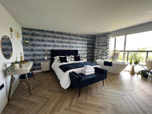 Newmilns Apartment | Loudoun Mains Luxury Lodges